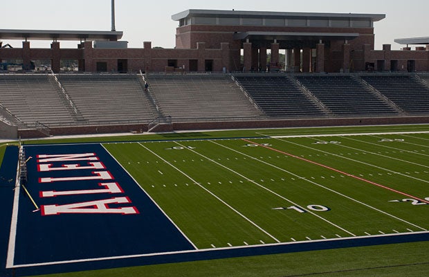 The new Eagle Stadium sits on 72 acres. The general contractor for the stadium was Pogue Construction. 