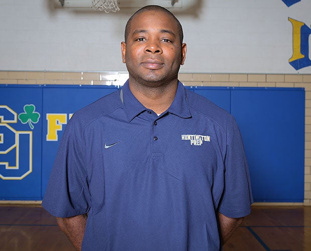 Head coach Akell Bruce