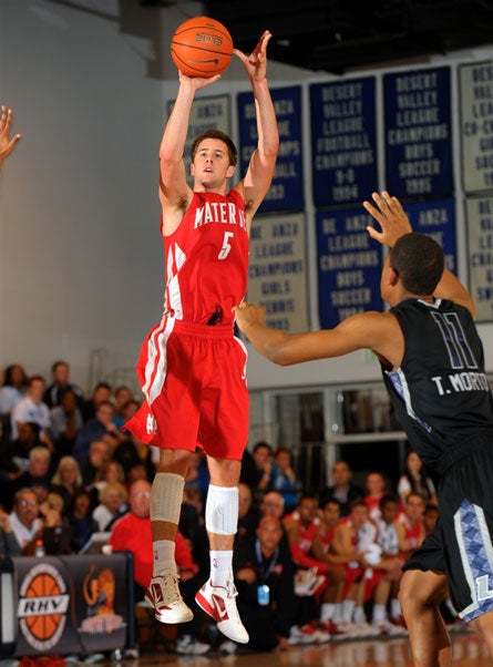 Katin Reinhardt led Mater Dei past Lincoln in the championship game of the MaxPreps Holiday Classic with 20 points.