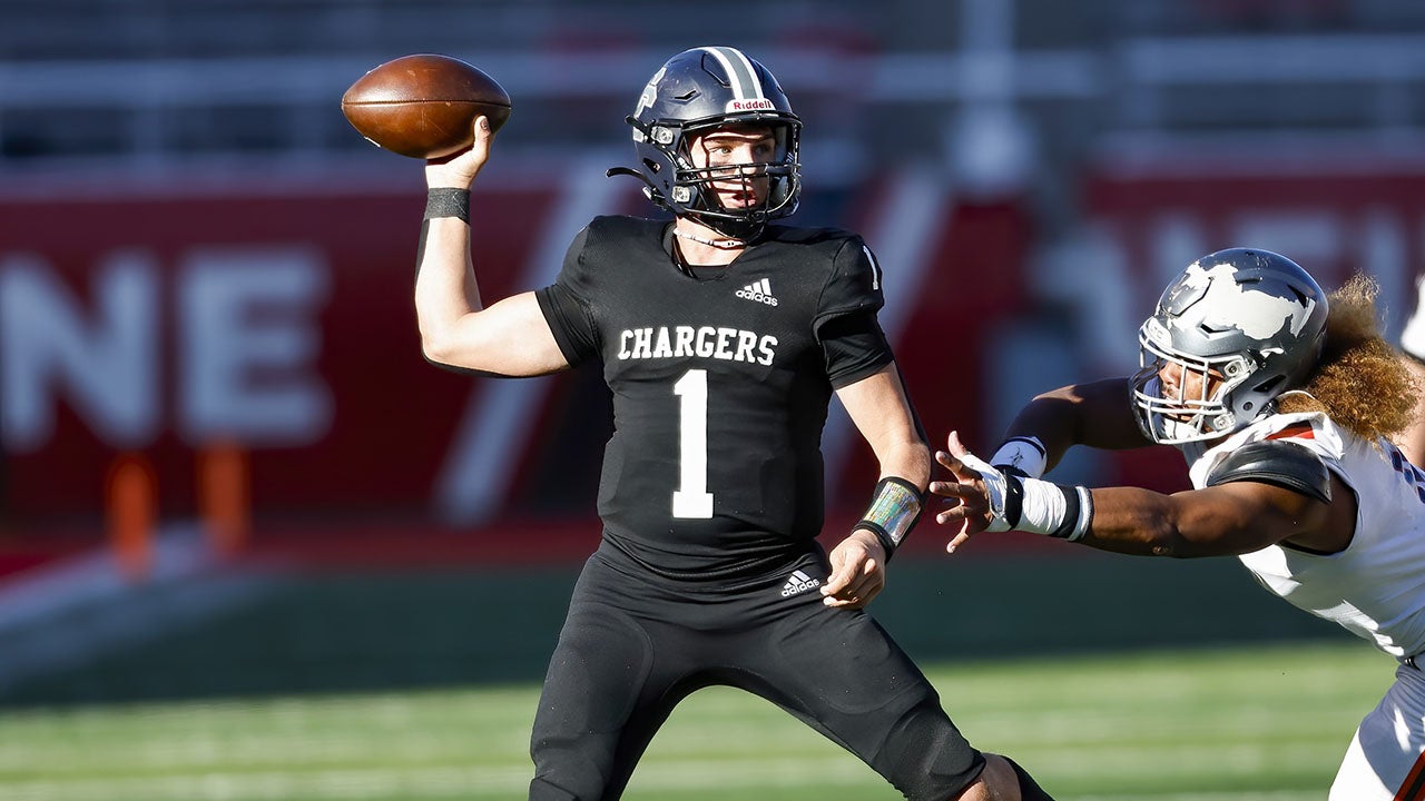 Isaac Wilson named 2023 MaxPreps Utah High School Football Player of the Year