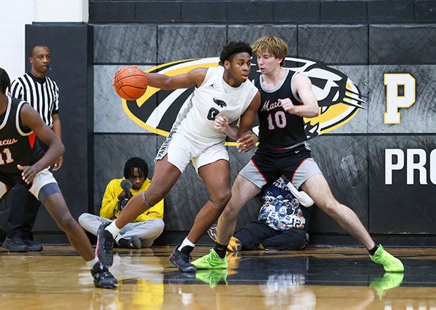 D.J. Hall earned MVP honors at the Championship Basketball Tournament in Texas, helping Plano East improve to 21-0 and climb to No. 4 in this week's MaxPreps Top 25. (Photo: Michael Horbovetz)