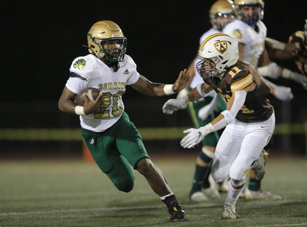 St. Bonaventure leading rusher Delon Thompson during a 65-13 win over Crespi earlier this season.