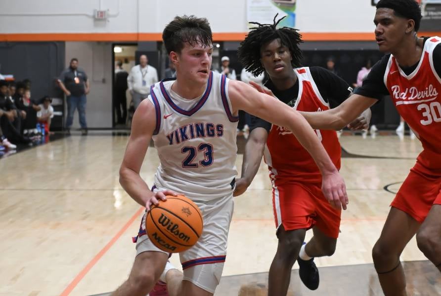 Wisconsin Lutheran will look to win its third consecutive WIAA state title. Mr. Basketball semifinalist Zavier Zens, a Northern Iowa signee, headlines the Vikings roster. (PHOTO: Mandy McGlothlin)