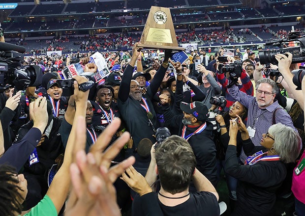 After taking Lincoln to the state final in 2004 and Duncanville in 2018, 2019 and 2021, Reginald Samples finally hoisted the trophy Saturday night at AT&T Stadium. (Photo: Robbie Rakestraw)