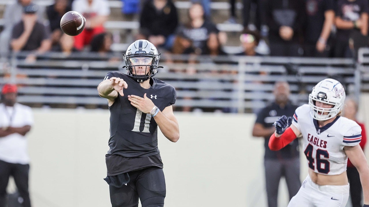 High school football: No. 16 Denton Guyer shines under 'Thursday Night Lights' with 49-7 win over Allen