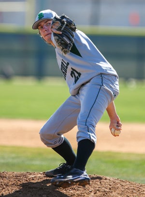 Dylan Smith, Carroll