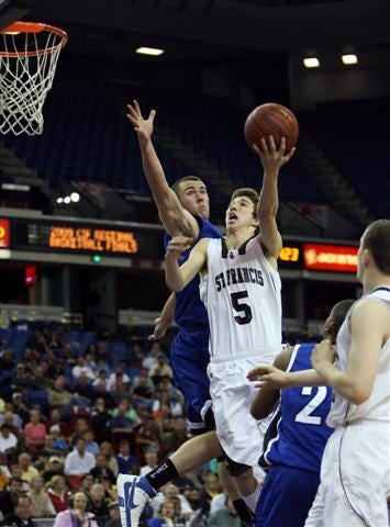Senior Kyle Hypes (05) helped a late charge that fell short.