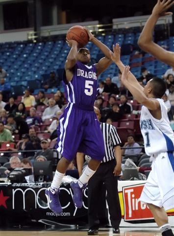 Travon Abraham made two of Sacramento's eight 3-pointers.