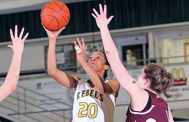 Junior Naje Gibson has helped No. 18 Seton LaSalle to a 3-0 record by averaging over 13 points per game.