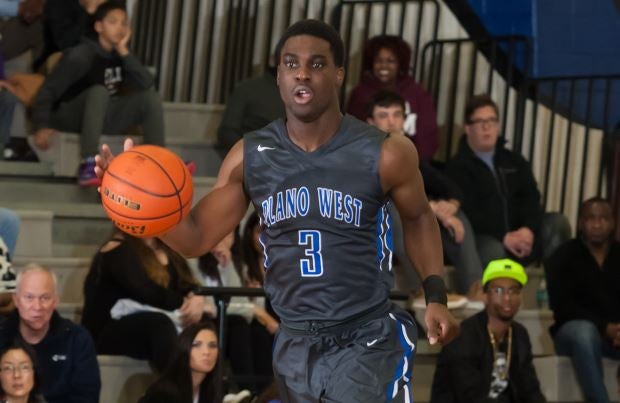 Soso Jamabo was a hot name in football recruiting circles last week. The five-star running back prospect wasn't distracted on the court, scoring 14 points and grabbing six boards in this contest – a 68-56 win over Hebron.