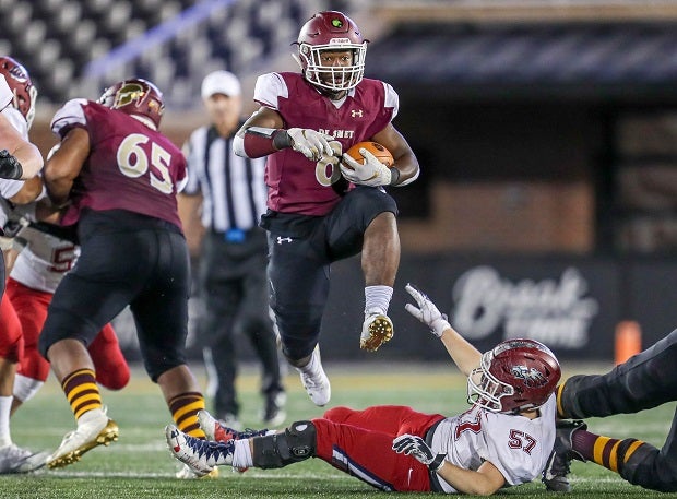DeSmet football has helped the St. Louis school to a No. 5 ranking in the best boys athletic programs.