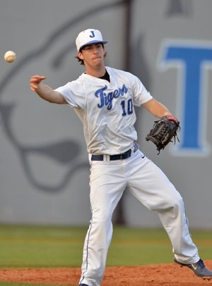 Spencer Trayner, Jesuit