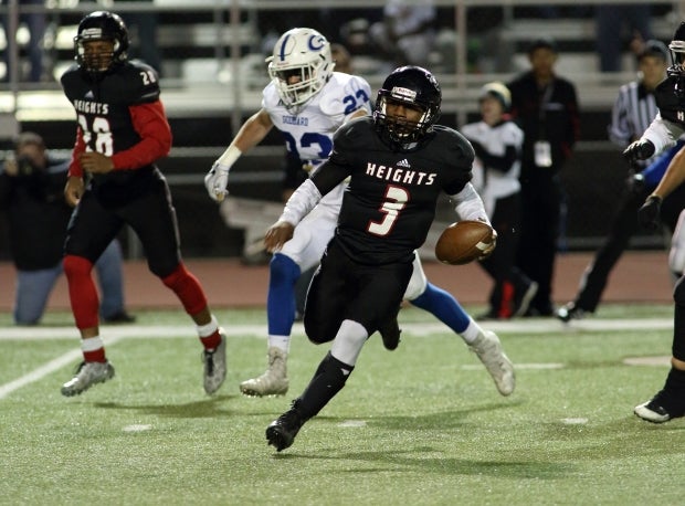 K'Vonte Baker in action last season against Goddard.