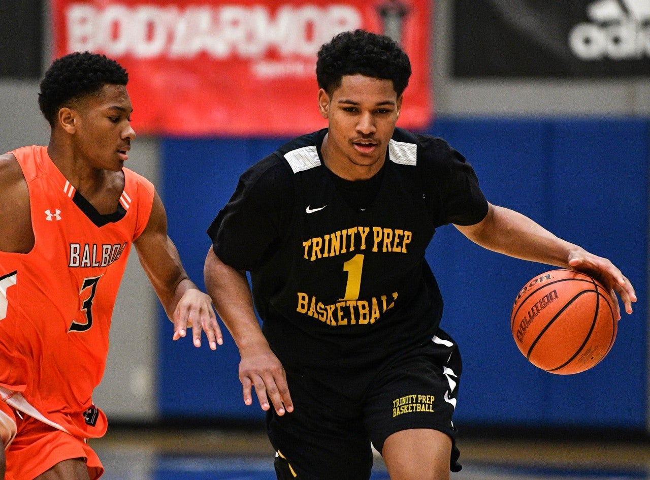 Top high school basketball prospect Daishen Nix reneges on UCLA pledge, commits to NBA G League