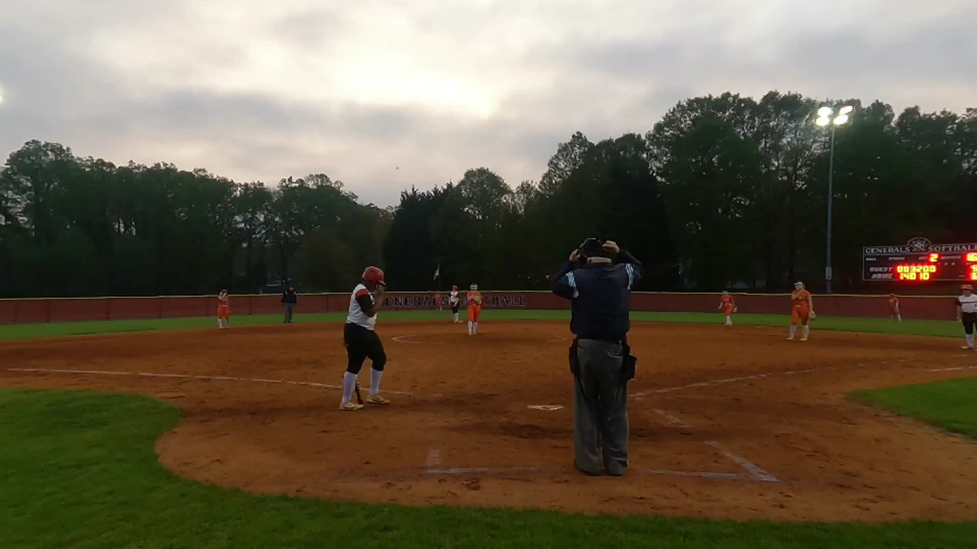 Softball Recap: Wade Hampton Has No Trouble Against Mauldin