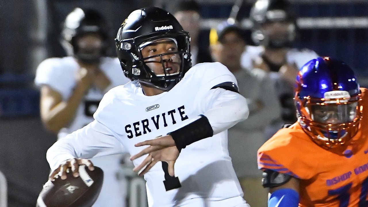 High school football rankings: Mater Dei zooms to No. 1 in California MaxPreps Top 25 after 49-point opening win