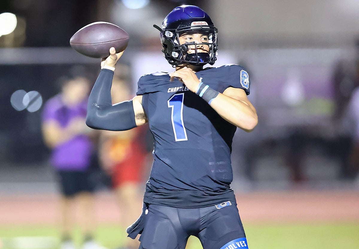 Five-star quarterback Dylan Raiola leads No. 8 Buford into the 2023 season. Raiola is the No. 1 rated player in the nation and is committed to Georgia. (Photo: Steve Paynter)