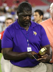 McDaniel seemed humbled by his honor
even after inductions to the NFL,
college football and high school
halls of fame.