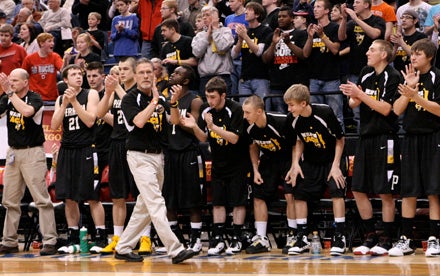 Dave Cresap's positive, upbeat demeanor rubbed off on the Yellowjackets, who closed on a 19-game win streak.