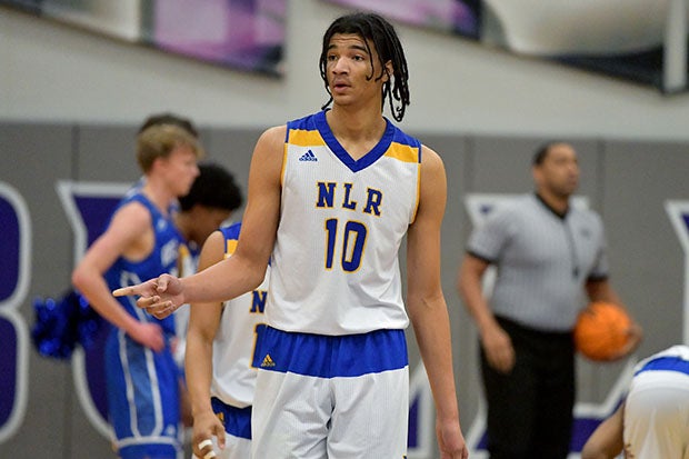 Seven-footer Kel'el Ware picked Oregon over offers from Arkansas, Auburn, Baylor and Kansas among others.