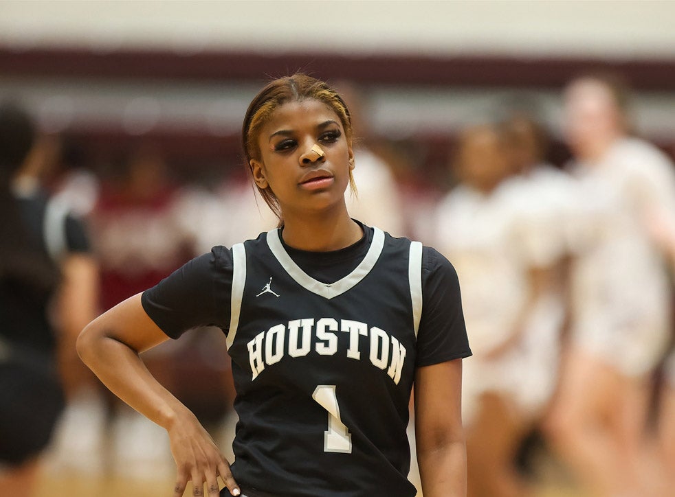 High school girls basketball Ja Morant's sister Teniya making a name