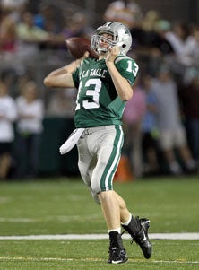 Bart Houston threw 20 touchdowns and
four interceptions last season.