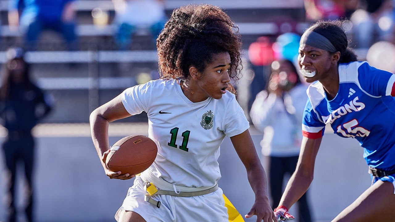 Victory Bragg named MaxPreps/USA Football Girls High School Flag Football Player of the Week