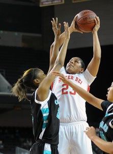 Kaleena Mosqueda-Lewis has won more
than 90 percent of her high school
games and hopes to finish on top.