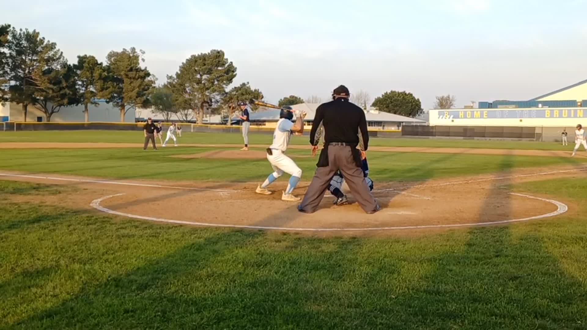 Baseball Game Preview: Bloomington Bruins vs. Kaiser Cats