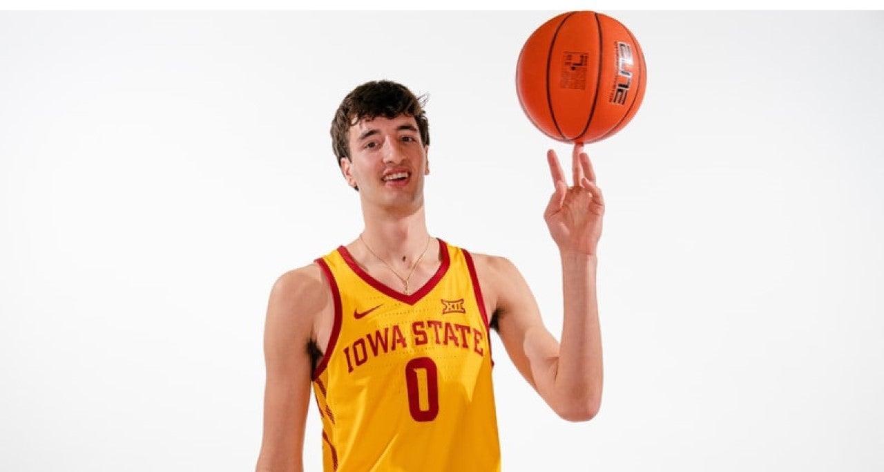 Milan Momcilovic named 2022-23 MaxPreps Wisconsin High School Basketball Player of the Year