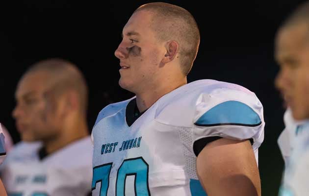 Brandon Russom shaved his head to support his mother, who is set to undergo chemotherapy treatment for breast cancer. His teammates were more than happy to lend their support as well.