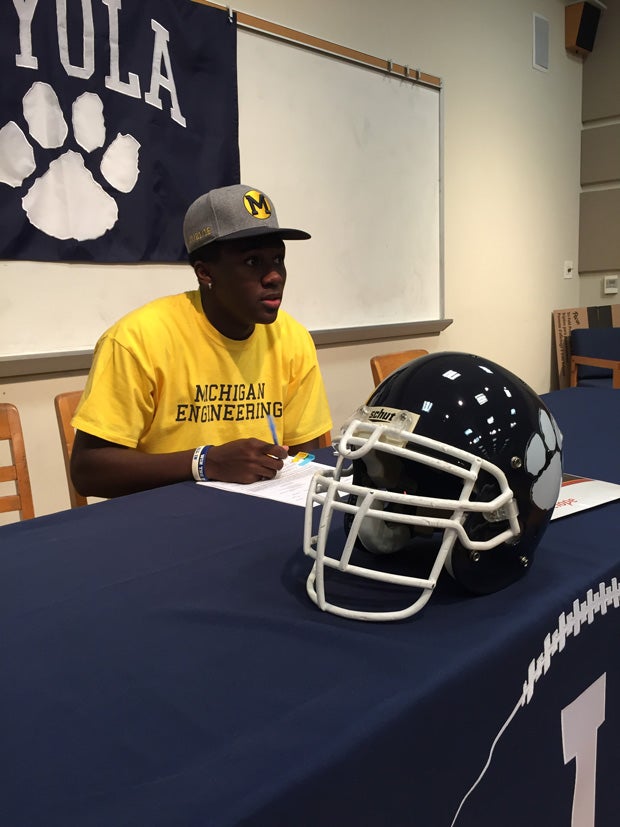 David Long of Loyola (Los Angeles) inks his NLI to Michigan.