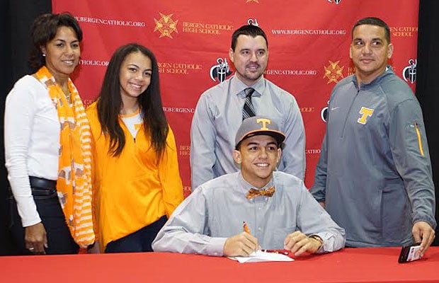 Bergen Catholic (N.J.) quarterback Jarrett Guarantano signs his National Letter of Intent to Tennessee.