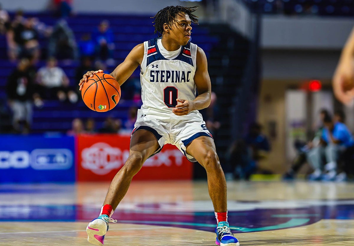Three-star senior Danny Carbuccia averaged 8.7 points, 5.9 assists and 3.3 rebounds per game last season. (Photo: Eugene Alonzo)