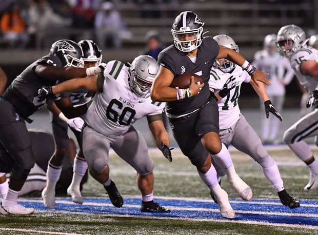 Bosco quarterback DJ Uiagalelei threw for four touchdowns and had a team-high 64 yards rushing on just five carries. 