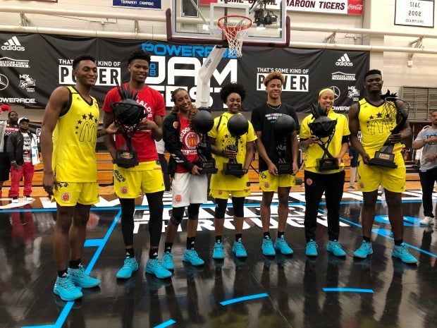 Forbes won the 3-point contest Monday night at the Powerade Jam Fest in Atlanta.