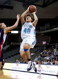 Sydney Moss has signed on to bea Gator.