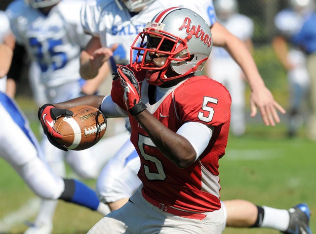 Manny Latimore and Pinkerton Academy will contend to be the best team in New Hampshire this season.