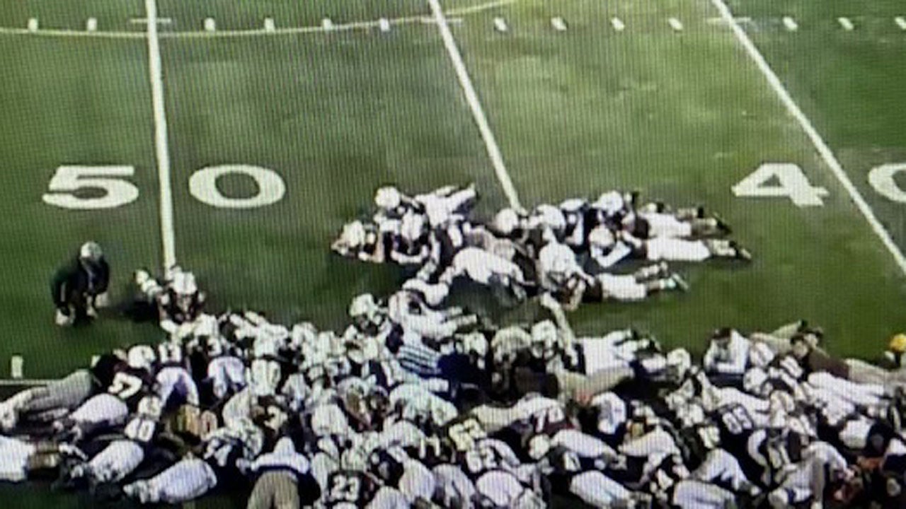 High school football: Gunfire outside stadium mars Serra's turnaround win over St. Francis for CCS championship