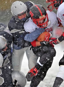 A Plainedge runner tries to advance.