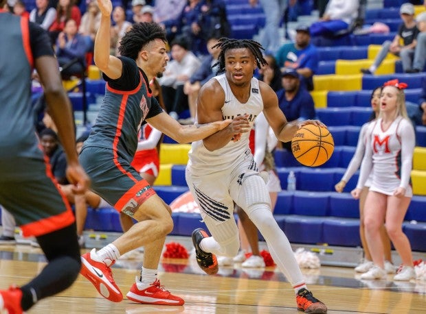 Top-ranked senior Isaiah Collier scored 24 points in the victory for Wheeler Wednesday night. (Photo: Cecil Copeland)