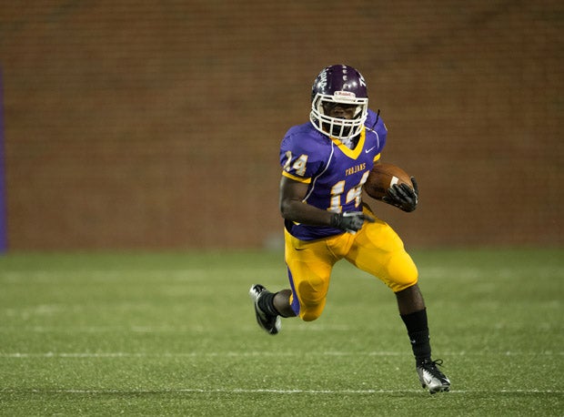 Dupree Hart of Northwestern had 115 catches for 1,655 yards and a remarkable 29 touchdowns last season for the nation's No. 5 team. See where that places him on the Top 10 returners list.