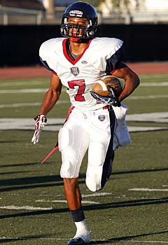 Darren Jr. has accepted a scholarship to play football at Oregon.
