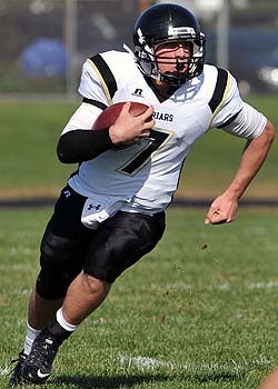 Quarterback Charlie Raffa