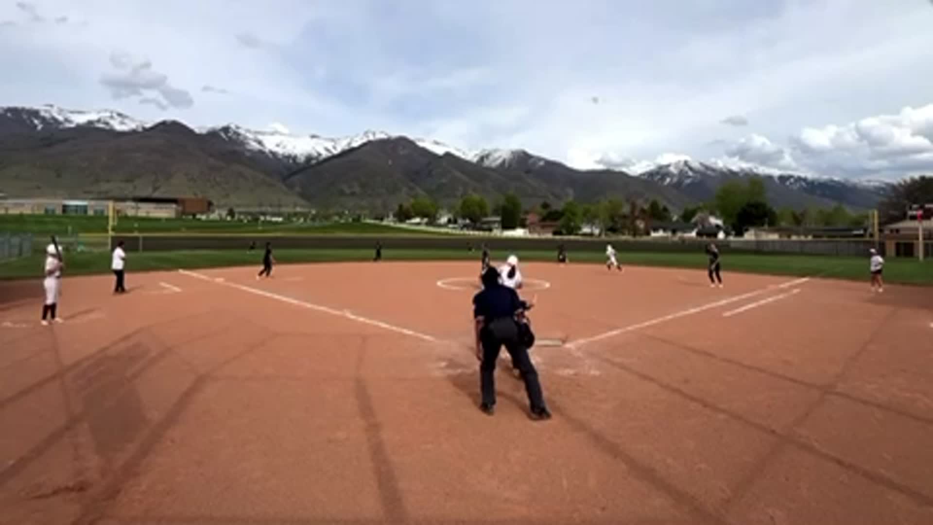 Softball Game Preview: Davis Darts vs. Copper Hills Grizzlies