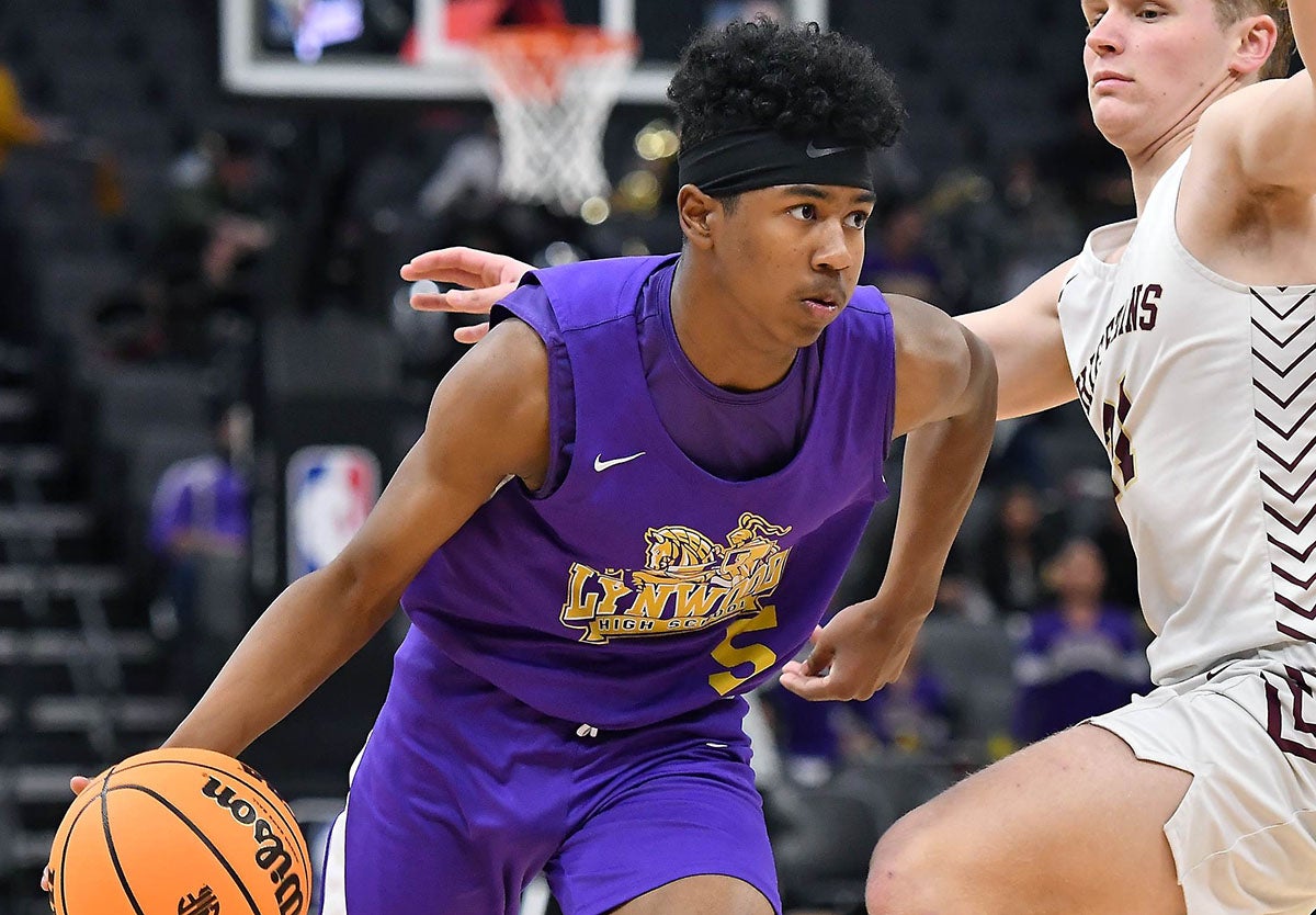 It only took 56 career games for sophomore Jason Crowe Jr. to score his 2,000th career point. The five-star recruit has averaged 36.2 points per game since stepping on campus. (Photo: David Steutel)
