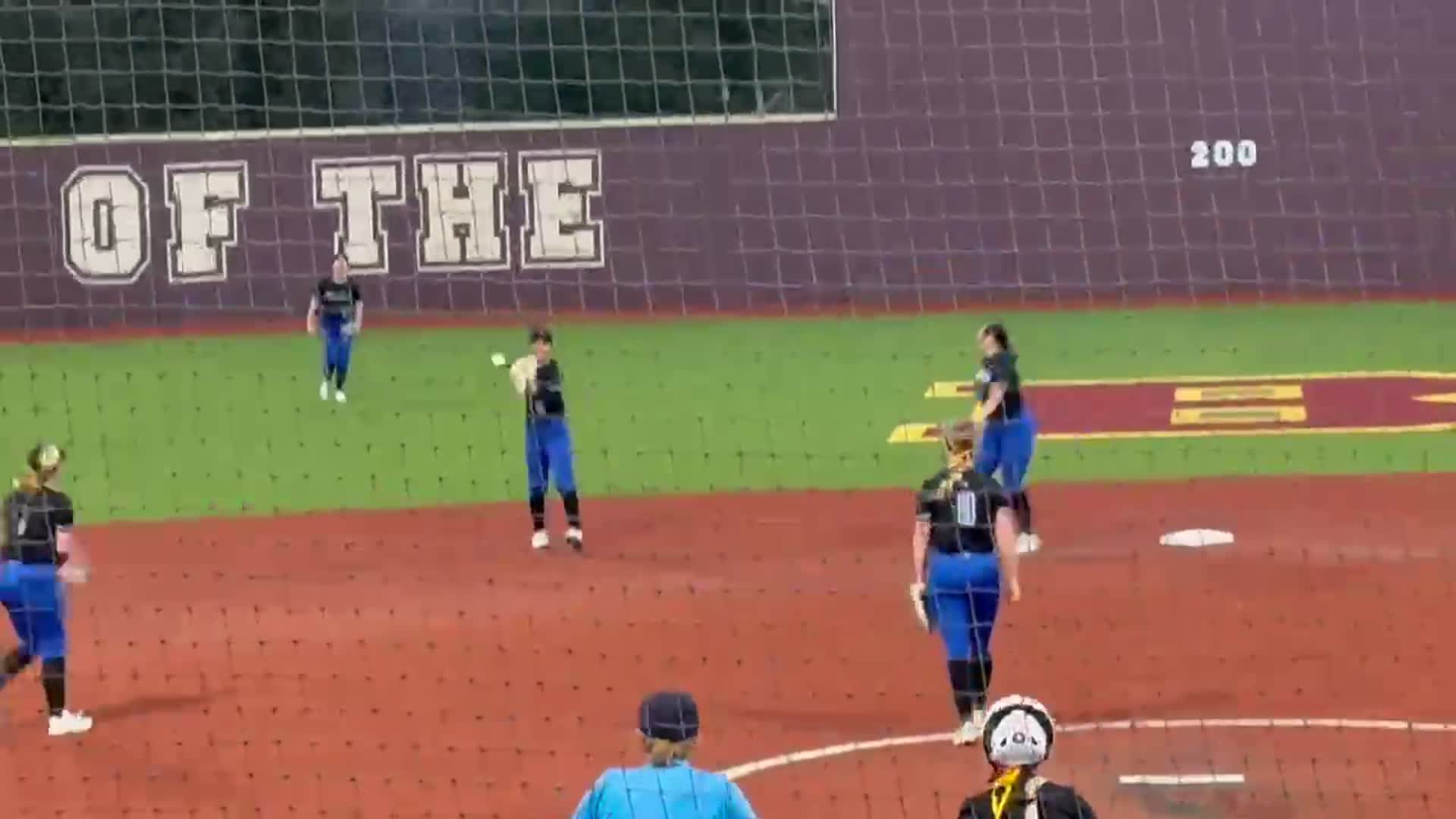 Softball Recap: Gunter Snags Sixth  Win in Last Seven Games