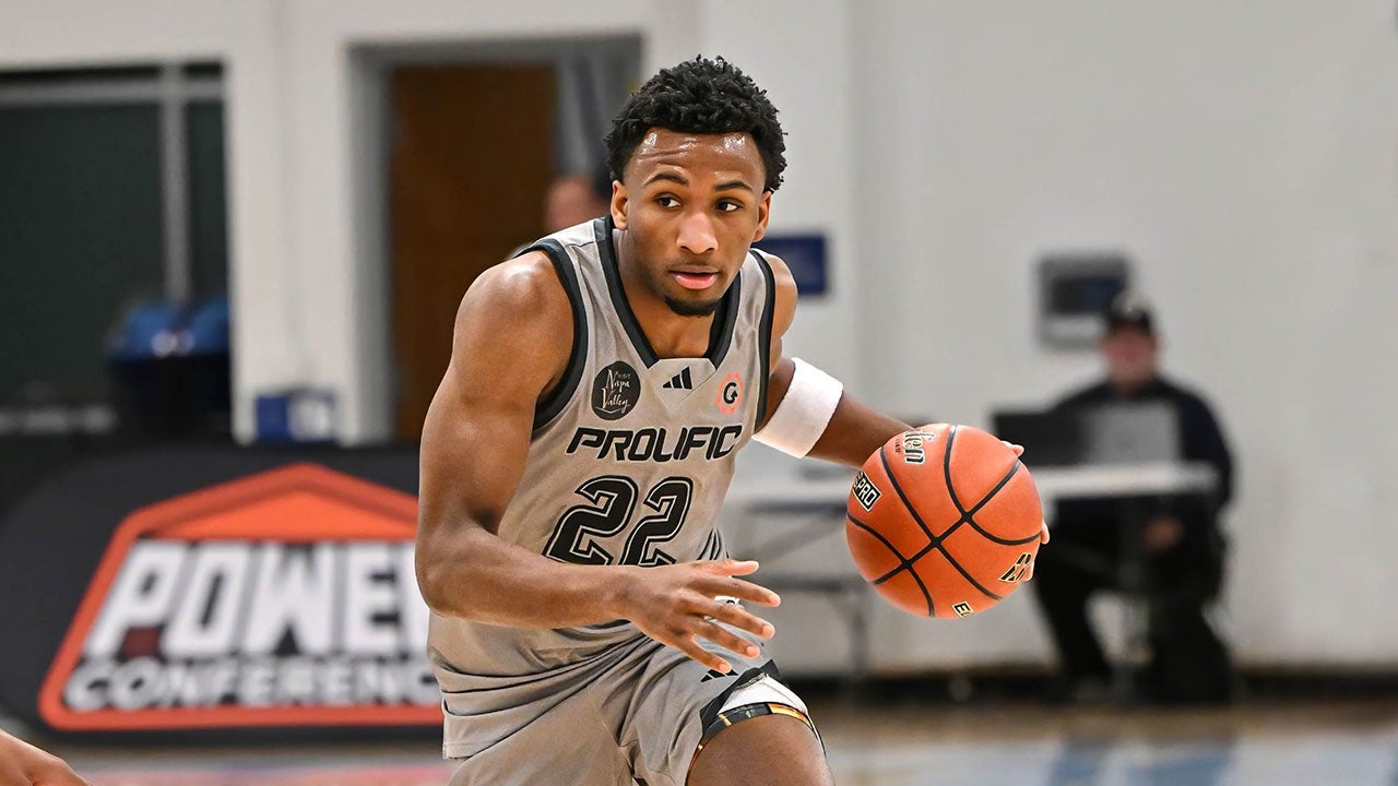 Five-star Kansas signee Darryn Peterson goes off for 61 in Prolific Prep's 88-86 win over A.J Dybantsa and Utah Prep