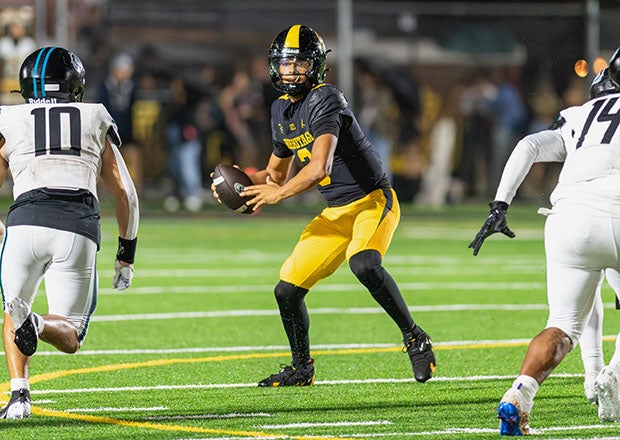 Regarded as one of the top quarterbacks in the country, Dia Bell is headed to Texas and could be the heir apparent to Arch Manning. (PHOTO: Bill Kierl)