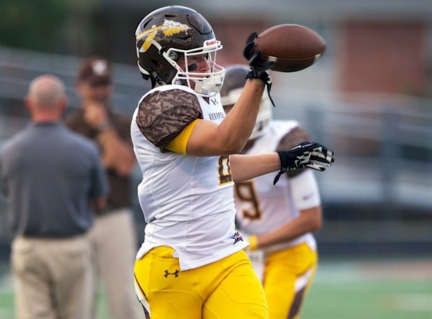 Travis Vokolek of Kickapoo signed with Rutgers.